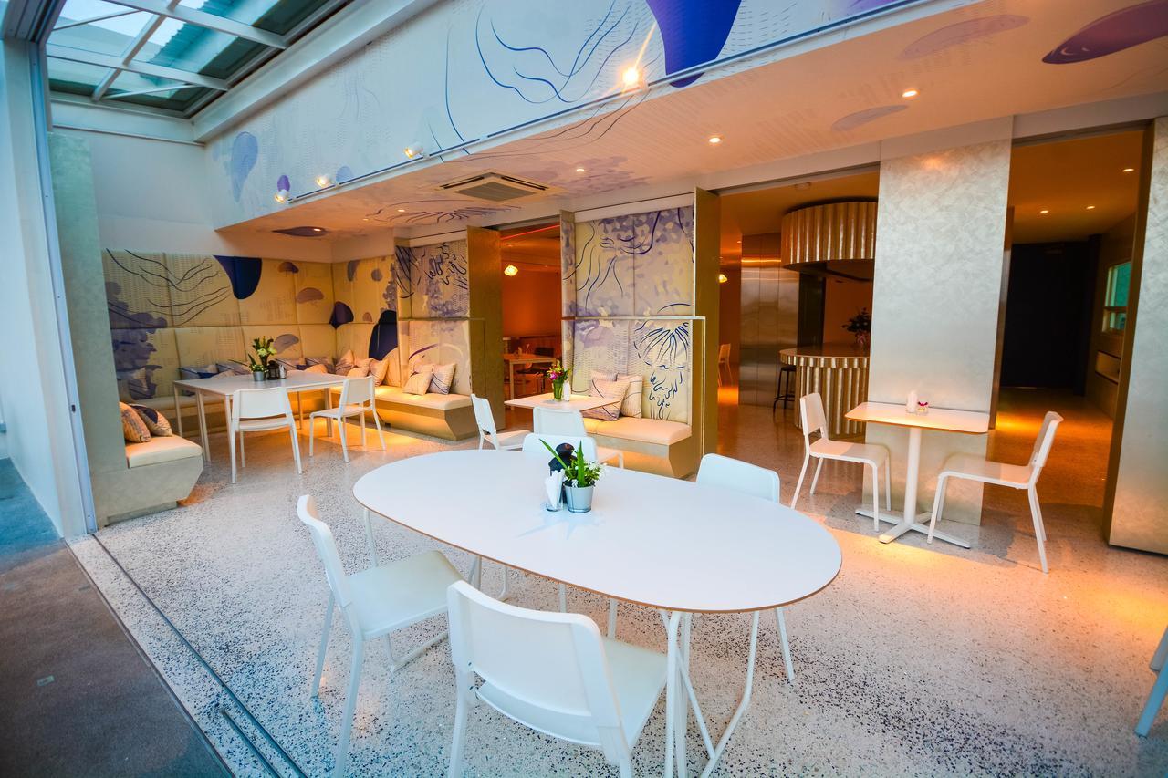 Comet Hotel Surat Thani Exterior photo